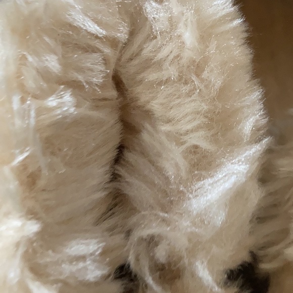 Cat & Jack Karley girls grey boot size 5  or 6 sparkle look - Picture 3 of 7